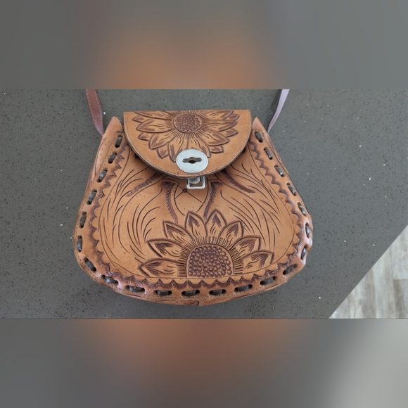 Sunflower Embossed Tan Leather Crossbody Bag Unique Personalized Leather Bag main image 14